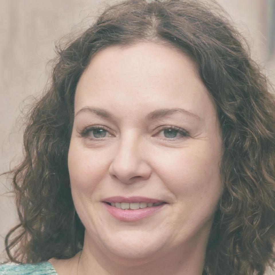 Portrait professionnel de Léonie Favreau